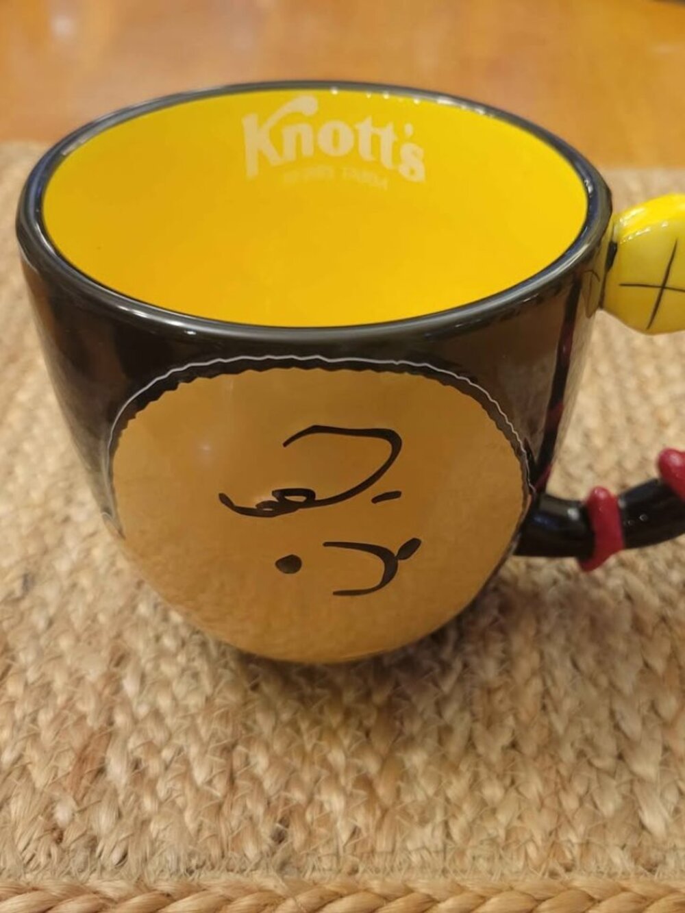 Knott's Berry Farm Ceramic Mug Featuring Charlie Brown From The Peanuts Comic